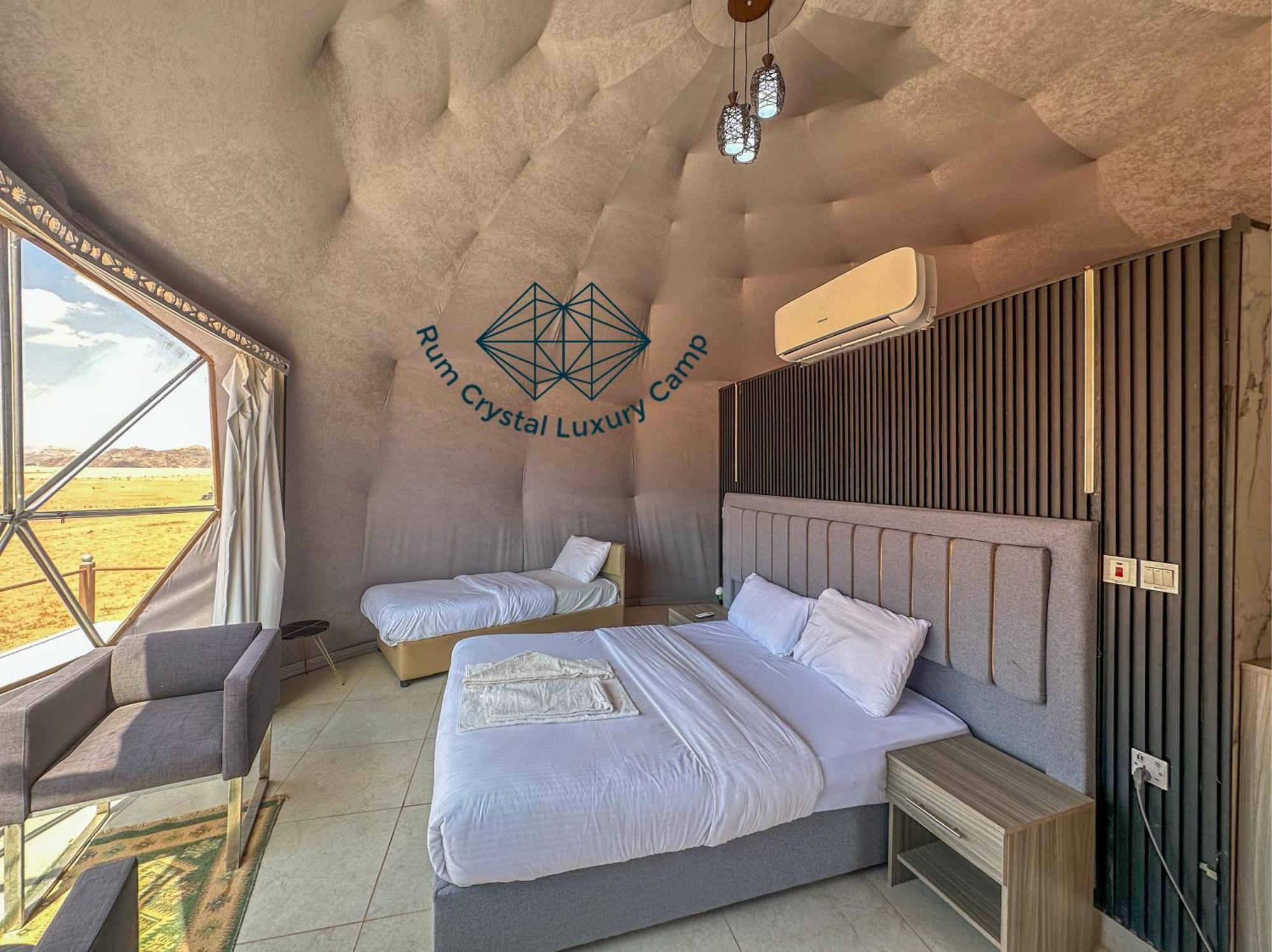Rum Crystal Luxury Camp Wadi Rum Esterno foto